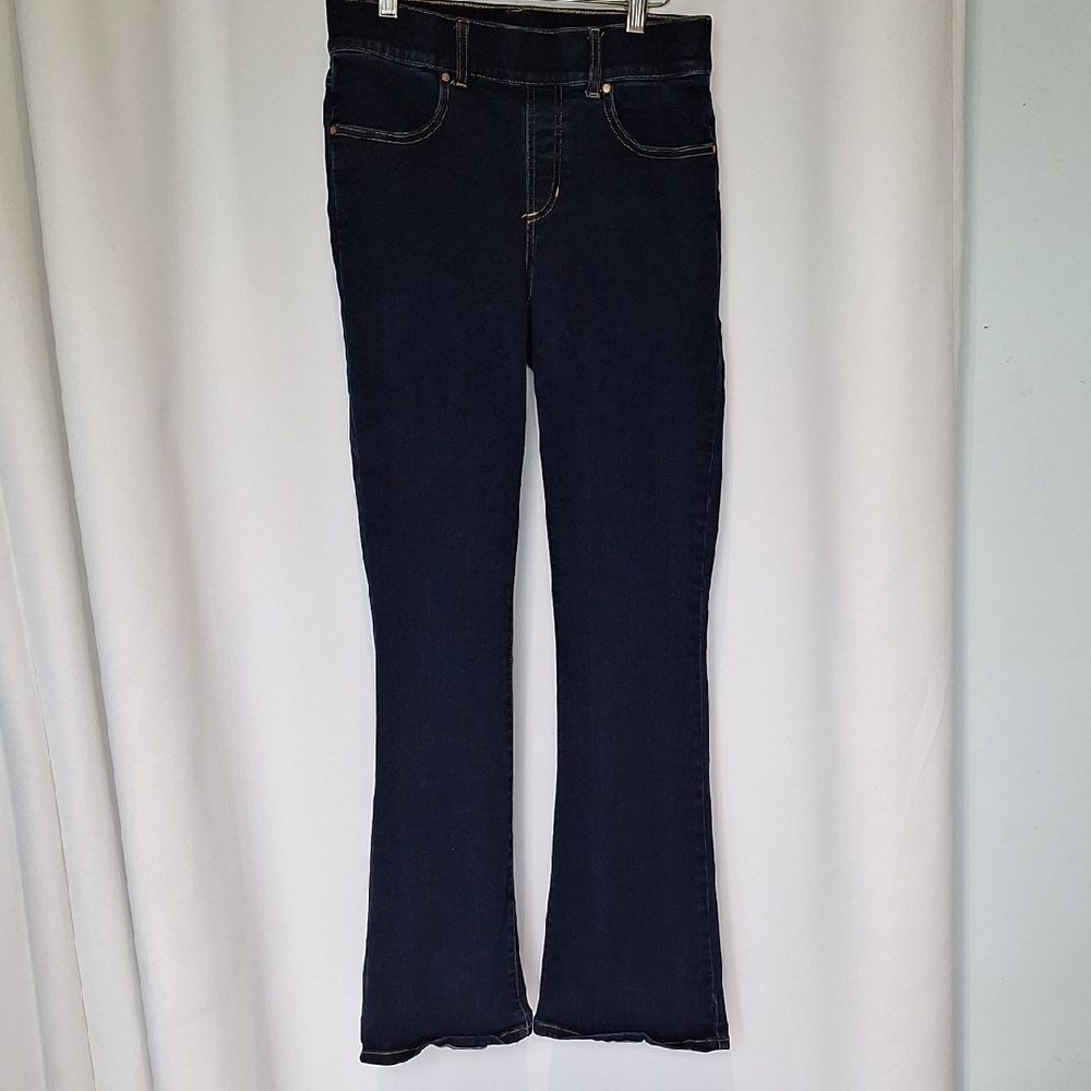 Betabrand Pull On Flare Jeans Dark Wash Size Medium Petite